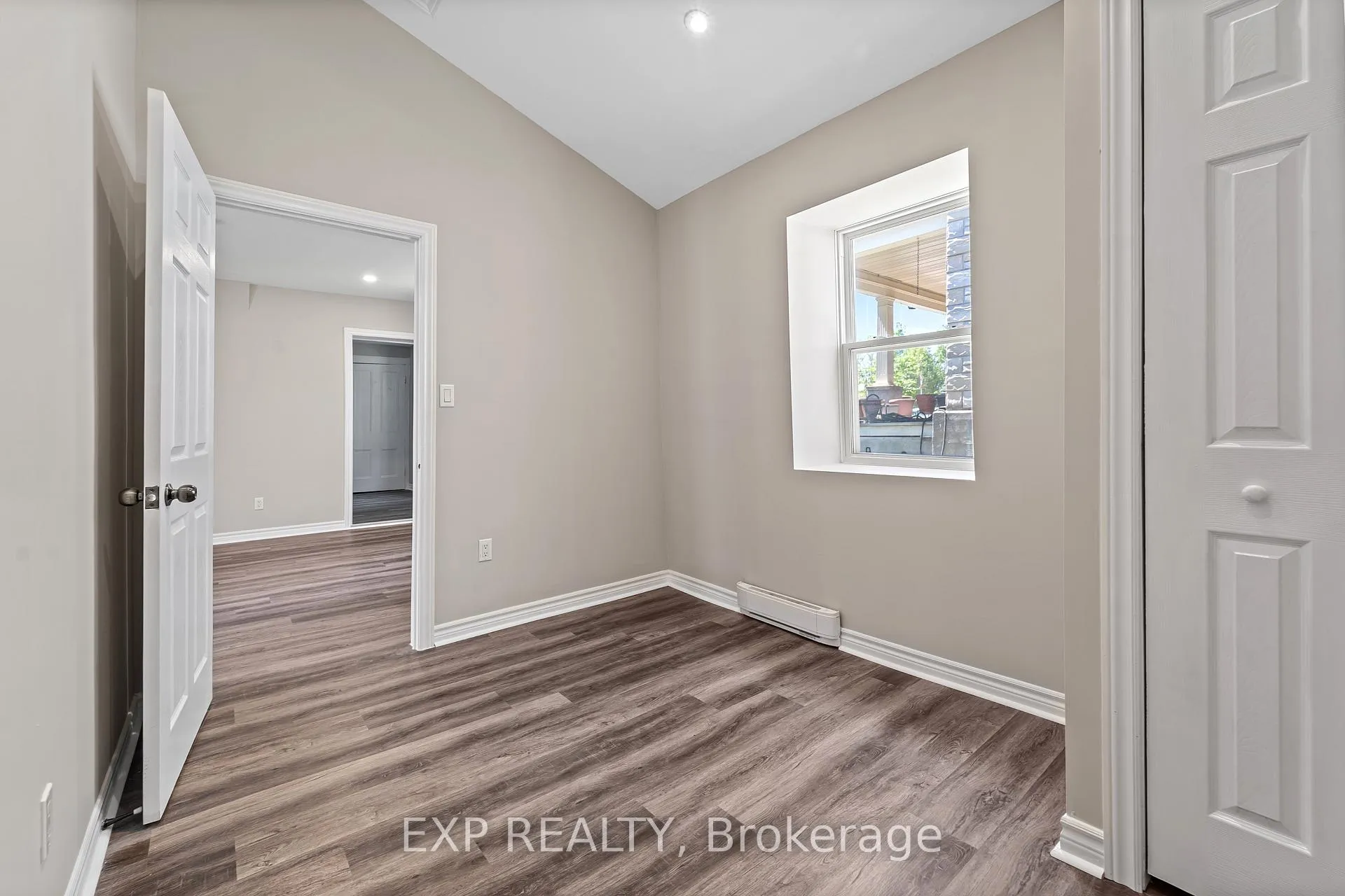 Photo 8 of Unit Unit A, 44 West Front Street, Stirling-Rawdon, Stirling Ward — HOMEH