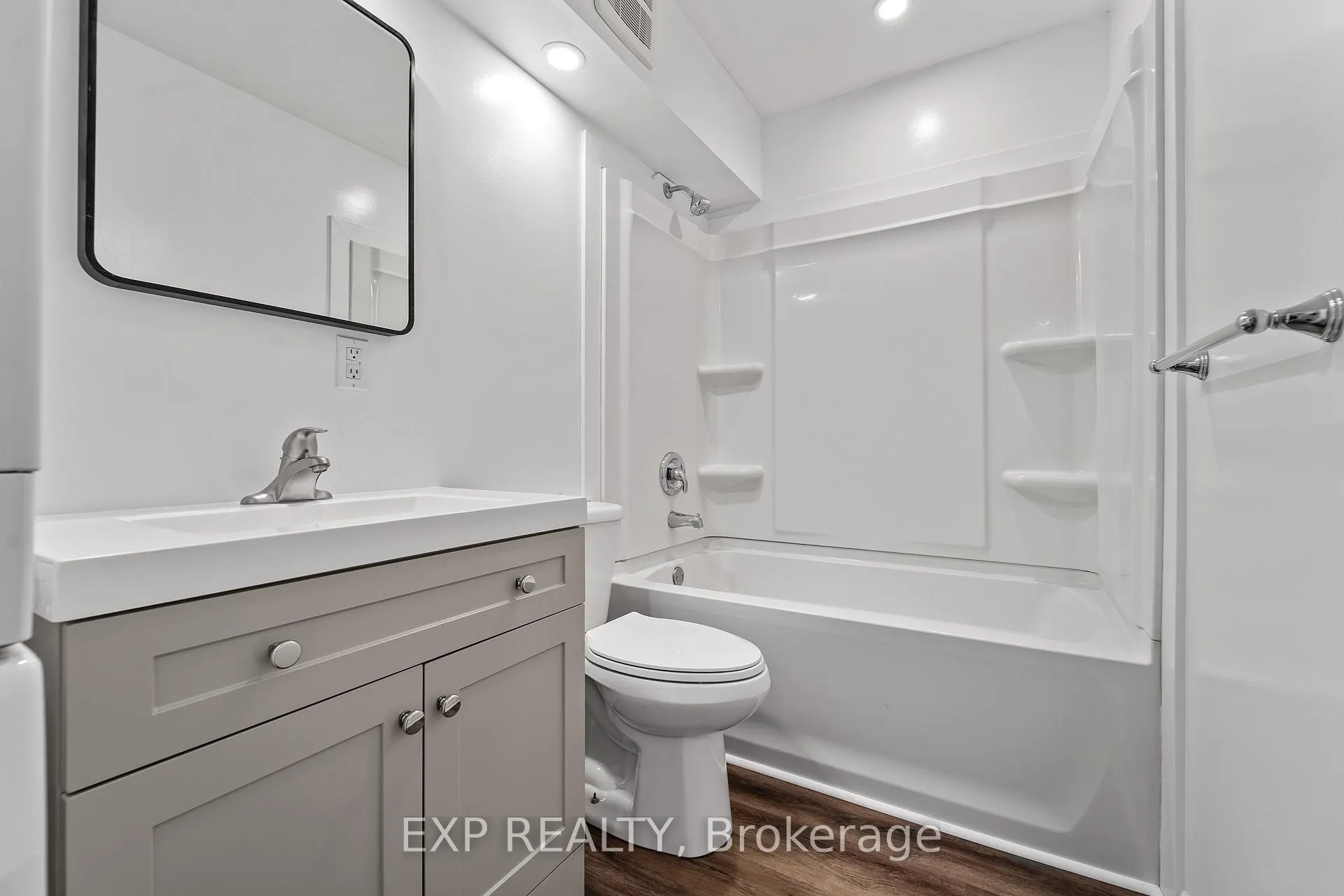 Photo 10 of Unit Unit A, 44 West Front Street, Stirling-Rawdon, Stirling Ward — HOMEH