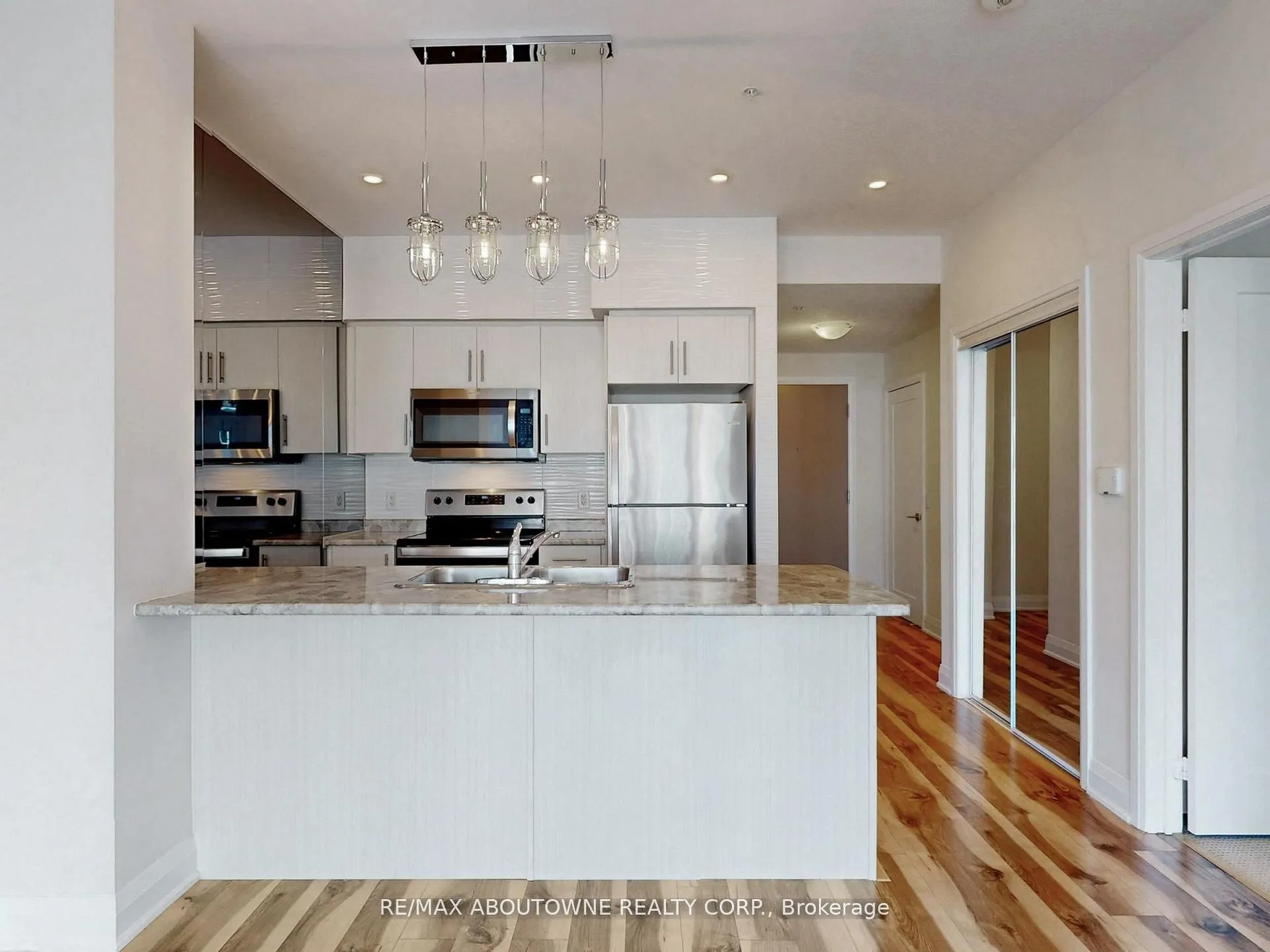 Photo 9 of Unit 505, 16 Concord Place, Grimsby, Grimsby Beach — HOMEH