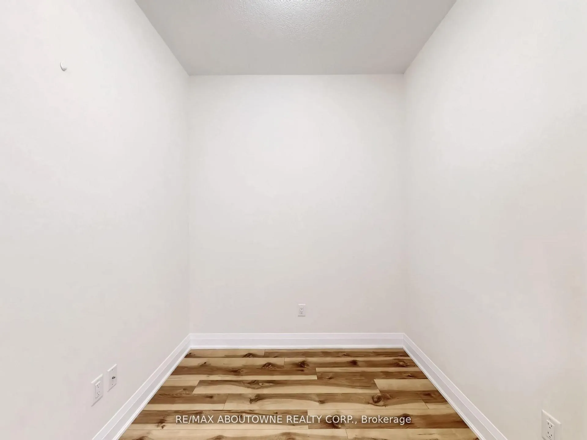 Photo 19 of Unit 505, 16 Concord Place, Grimsby, Grimsby Beach — HOMEH