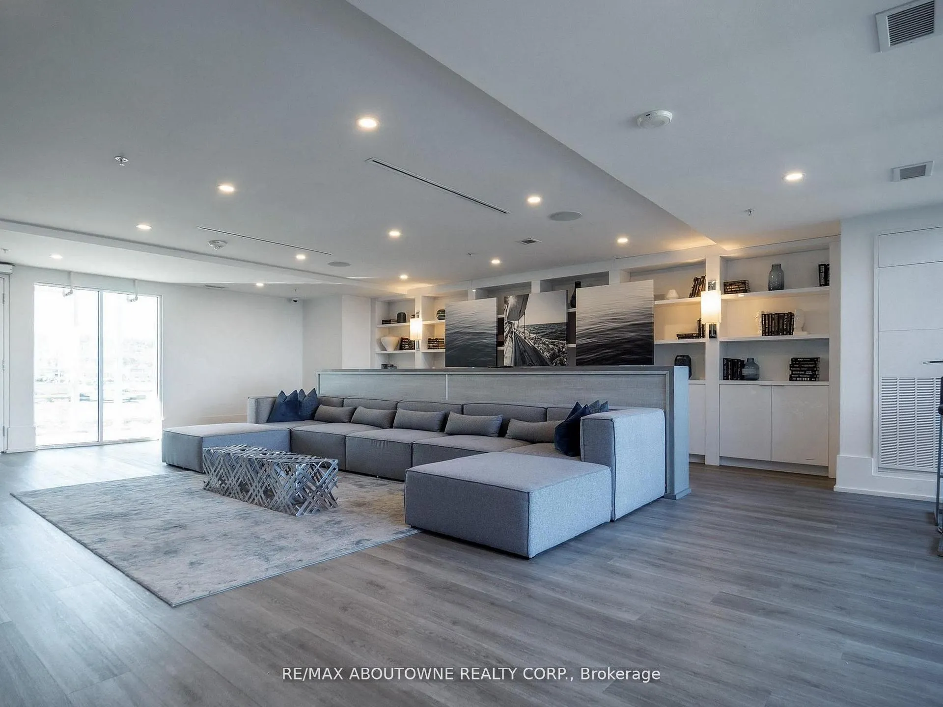 Photo 33 of Unit 505, 16 Concord Place, Grimsby, Grimsby Beach — HOMEH