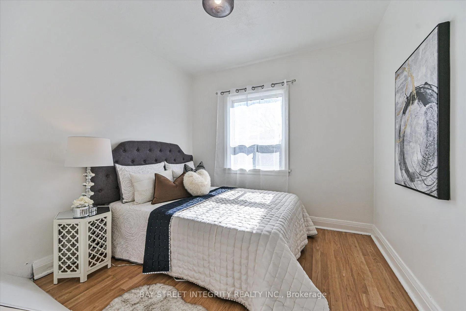 Photo 16 of 5 Regent Street, Toronto, Keelesdale-Eglinton West — HOMEH