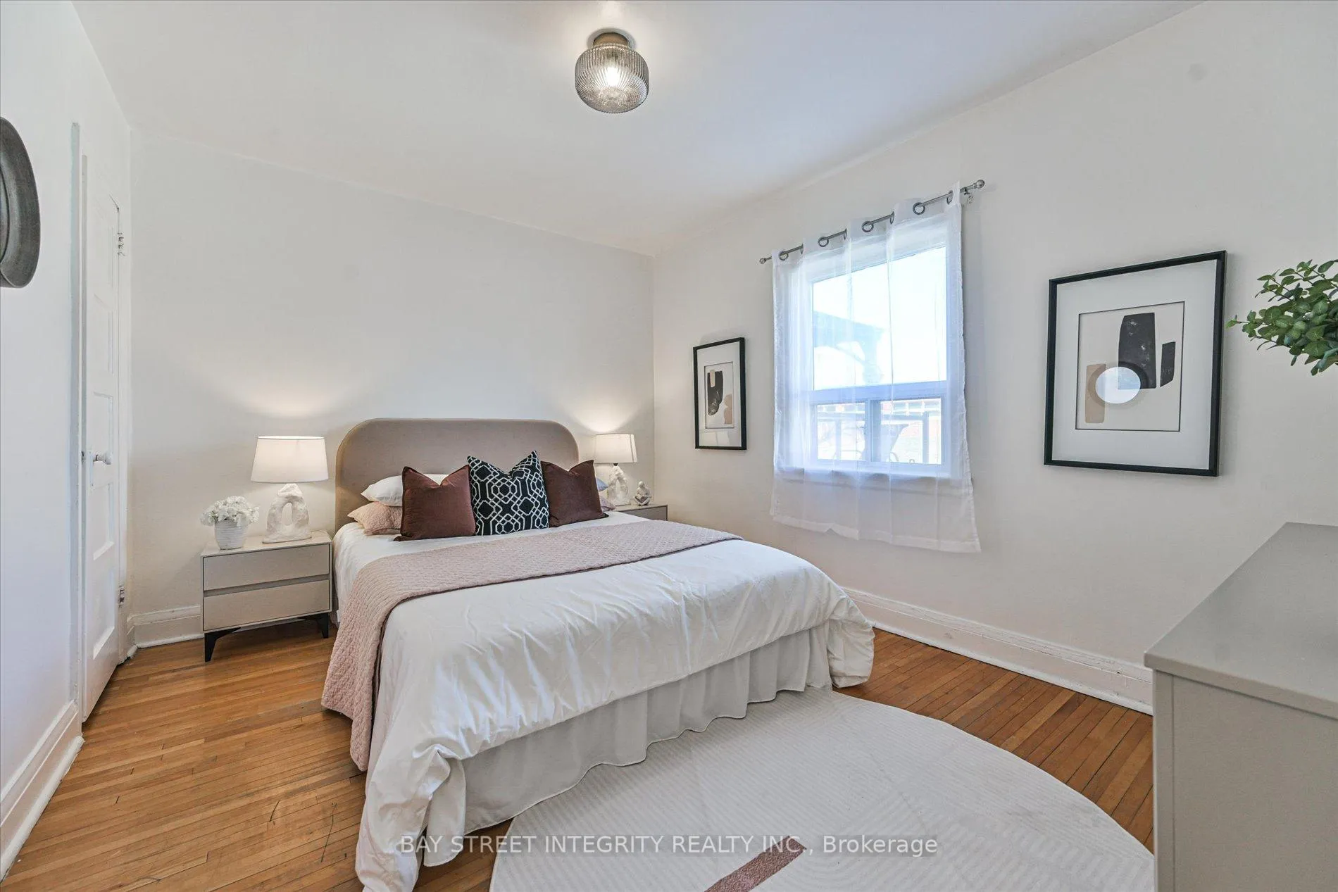 Photo 17 of 5 Regent Street, Toronto, Keelesdale-Eglinton West — HOMEH