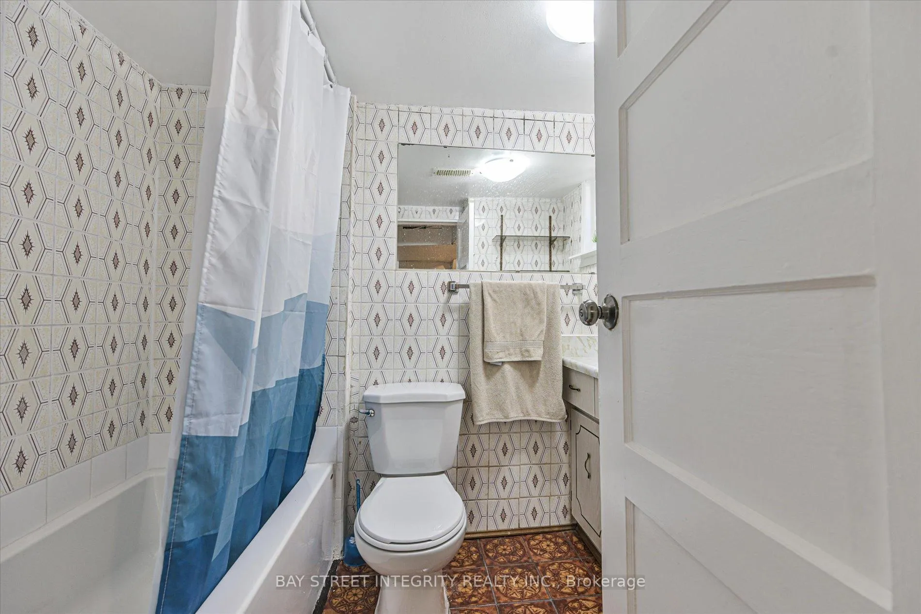 Photo 24 of 5 Regent Street, Toronto, Keelesdale-Eglinton West — HOMEH