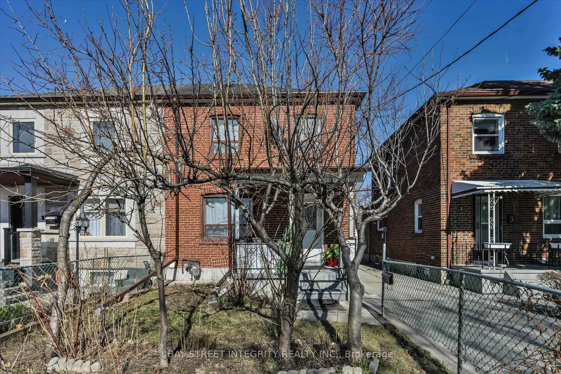 Photo 26 of 5 Regent Street, Toronto, Keelesdale-Eglinton West — HOMEH