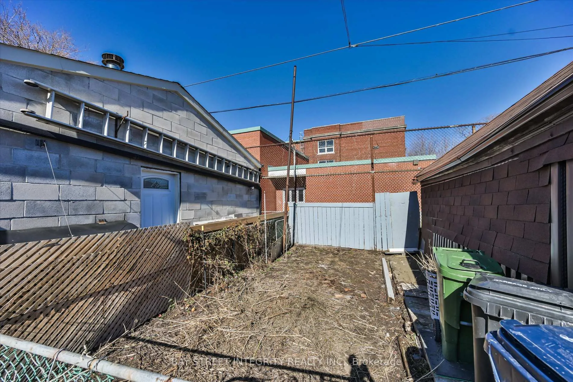 Photo 30 of 5 Regent Street, Toronto, Keelesdale-Eglinton West — HOMEH