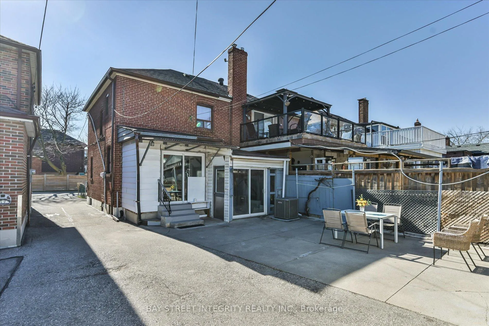 Photo 31 of 5 Regent Street, Toronto, Keelesdale-Eglinton West — HOMEH