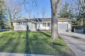 Photo 3 of 112 Academy Street, Hamilton, Ancaster — HOMEH