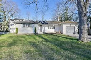 Photo 4 of 112 Academy Street, Hamilton, Ancaster — HOMEH