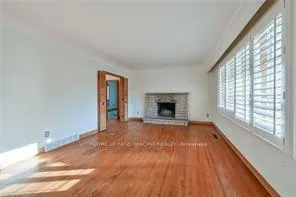 Photo 6 of 112 Academy Street, Hamilton, Ancaster — HOMEH