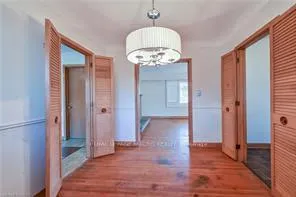 Photo 7 of 112 Academy Street, Hamilton, Ancaster — HOMEH