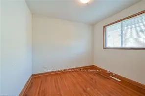 Photo 13 of 112 Academy Street, Hamilton, Ancaster — HOMEH