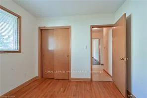 Photo 14 of 112 Academy Street, Hamilton, Ancaster — HOMEH