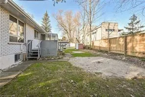 Photo 30 of 112 Academy Street, Hamilton, Ancaster — HOMEH