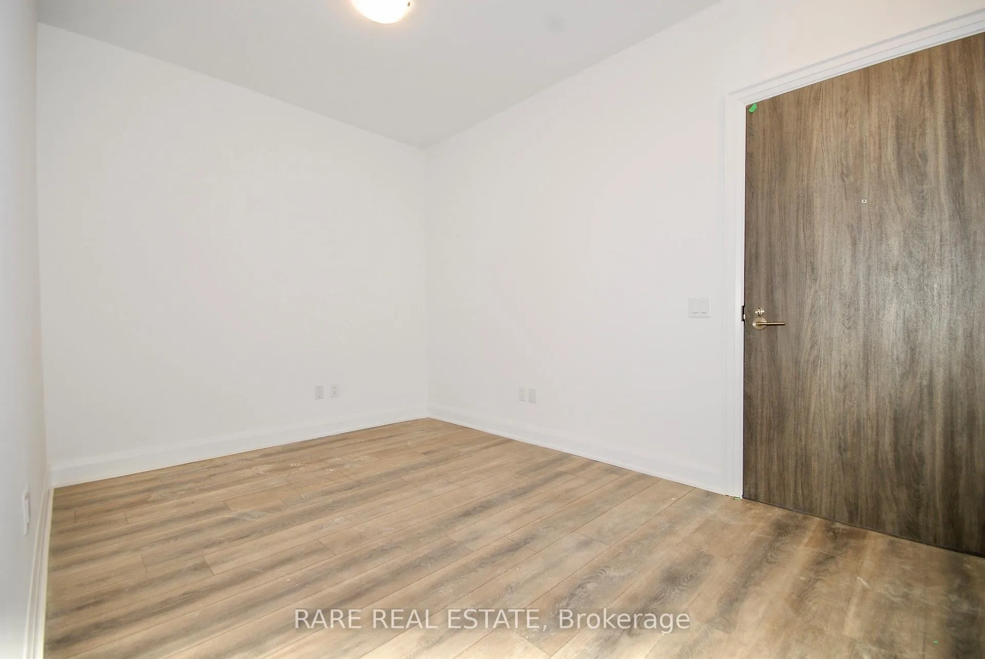 Photo 2 of 20 Gatineau Drive, Vaughan, Beverley Glen — HOMEH