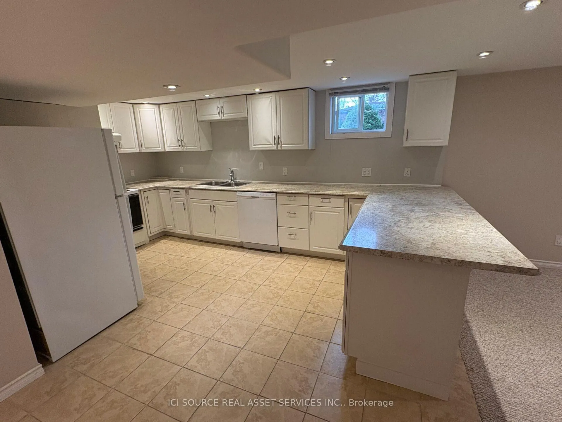 Photo 1 of Unit B, 474 Arnhem Drive, Oshawa, O'Neill — HOMEH