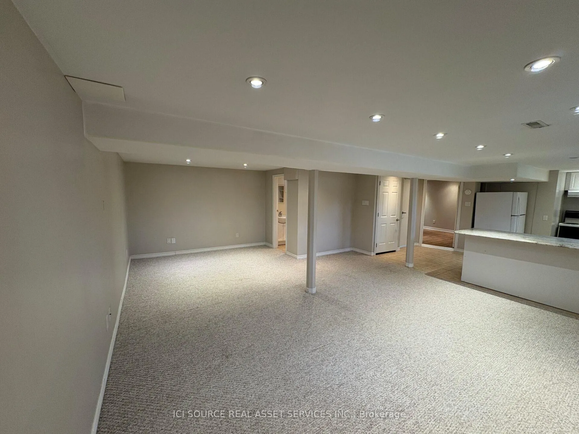 Photo 5 of Unit B, 474 Arnhem Drive, Oshawa, O'Neill — HOMEH