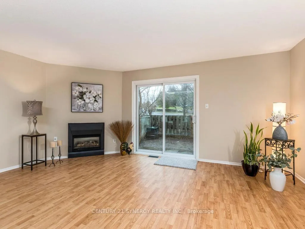 Photo 6 of Unit 16, 71 Clarkson Crescent, Ottawa, Kanata - Katimavik — HOMEH