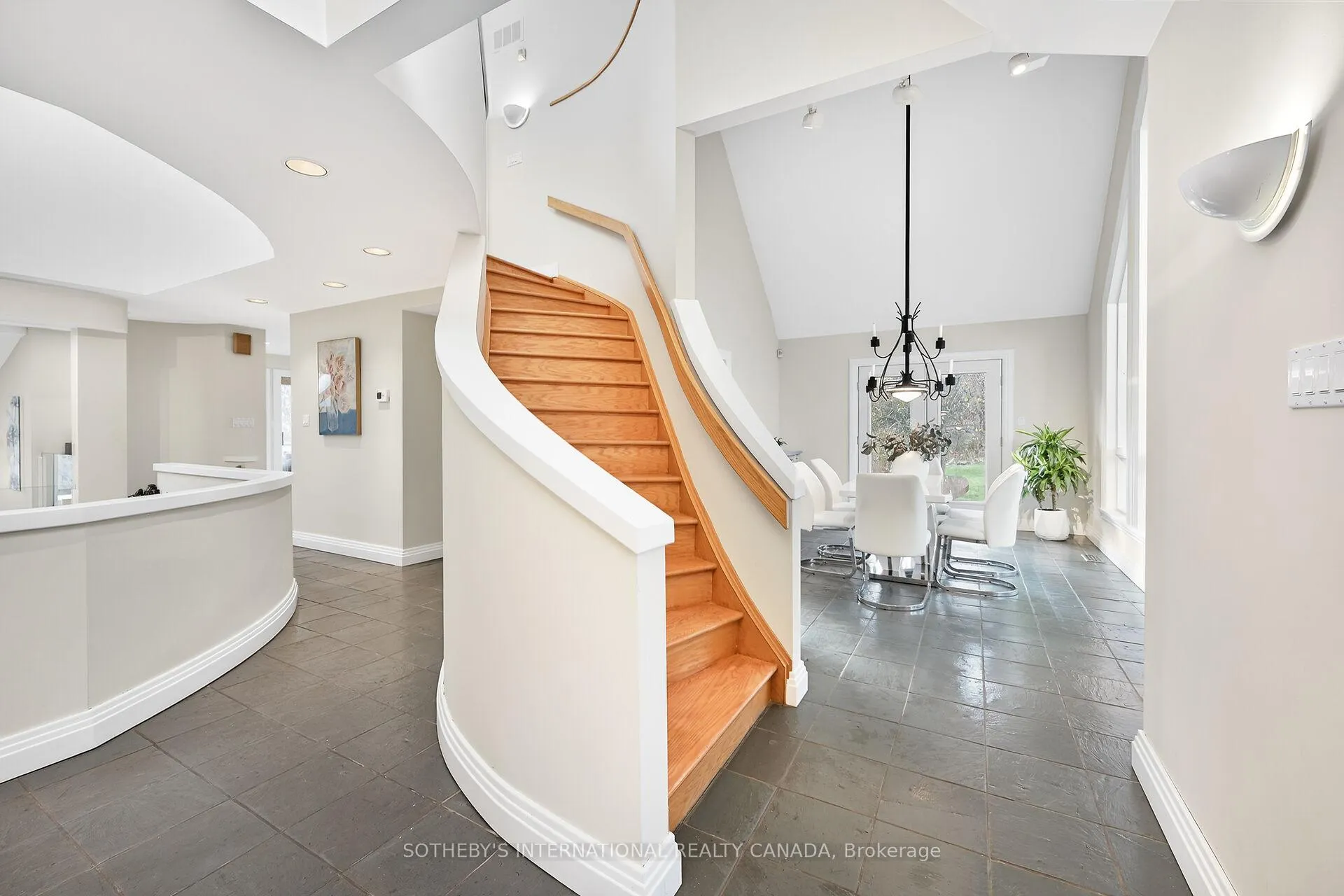 Photo 6 of 774 Old Dundas Road, Hamilton, Rural Ancaster — HOMEH