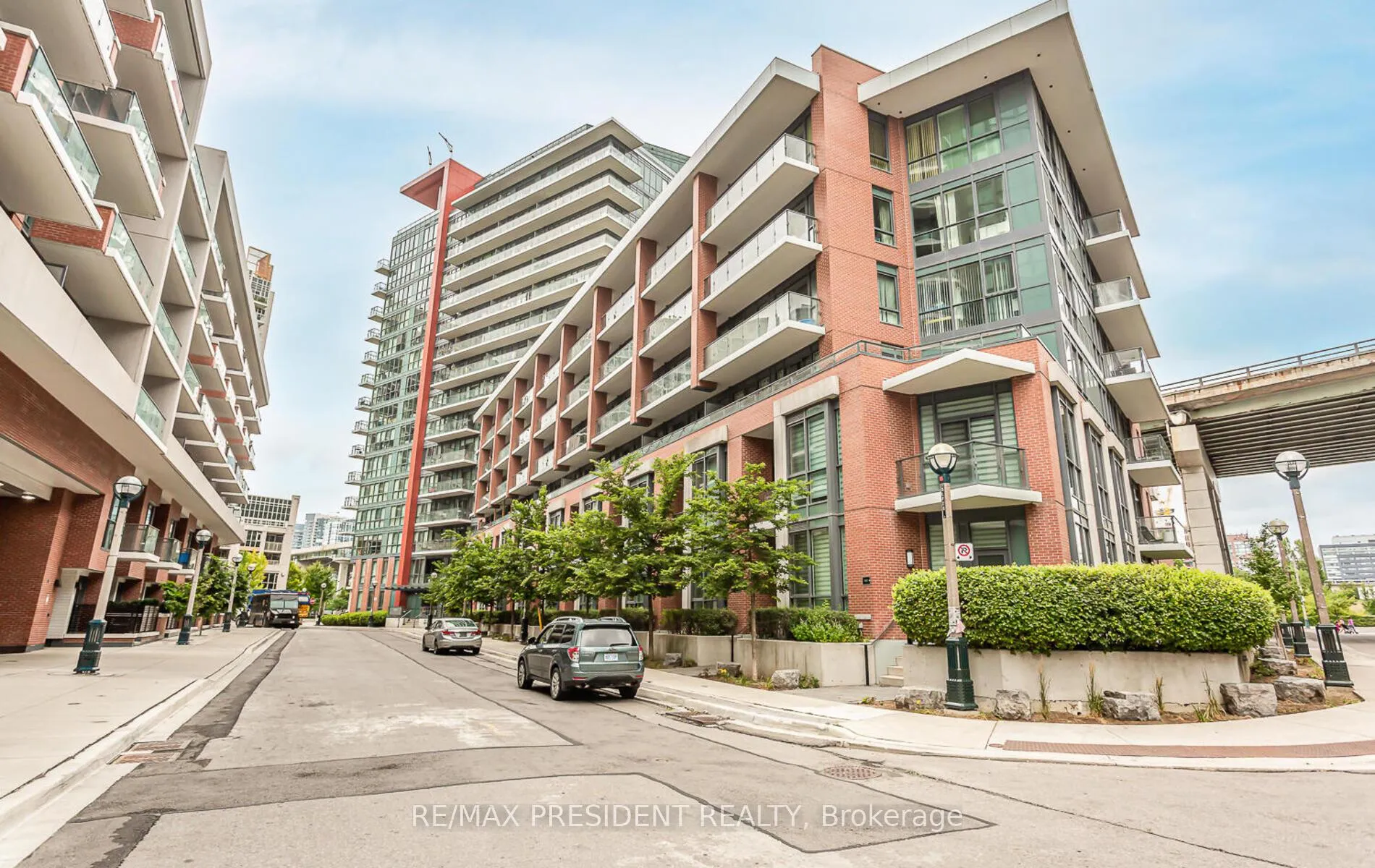 Photo of Unit 901, 50 Bruyeres Mews