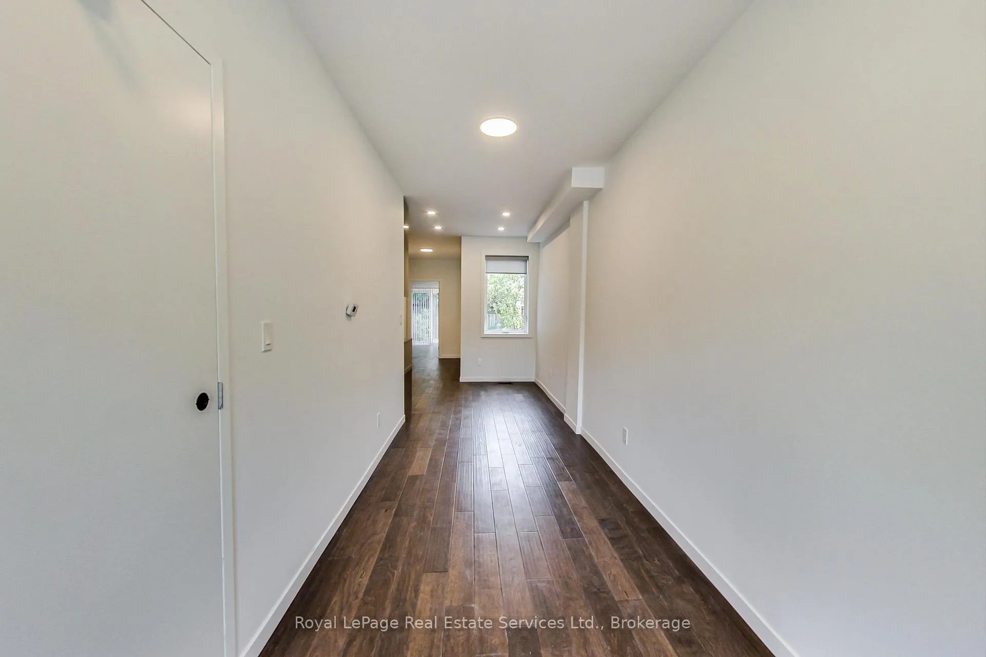 Photo 4 of Unit Main, 846 Carlaw Avenue, Toronto, Playter Estates-Danforth — HOMEH