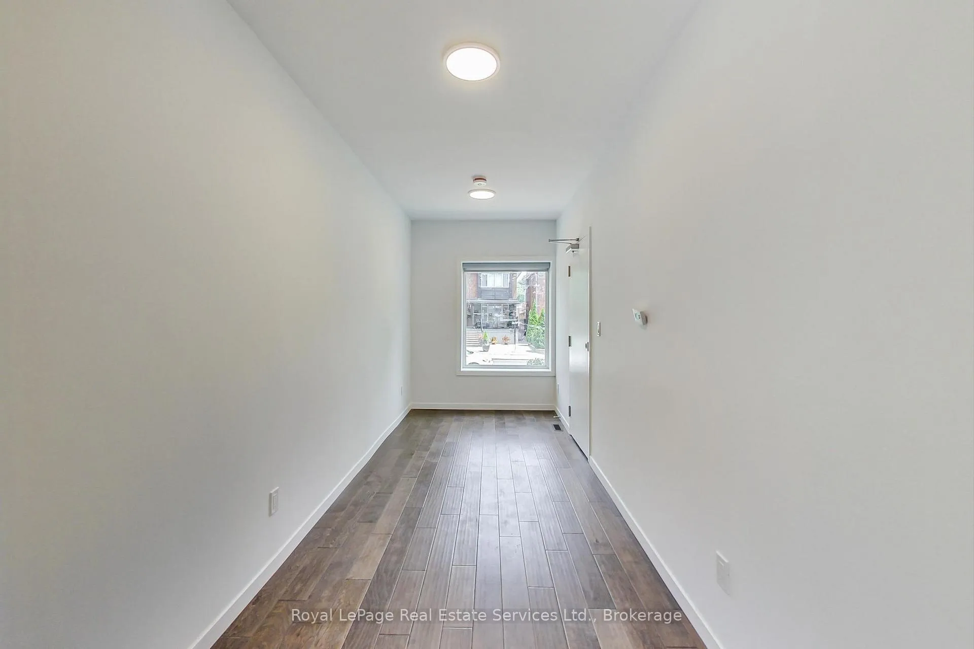 Photo 5 of Unit Main, 846 Carlaw Avenue, Toronto, Playter Estates-Danforth — HOMEH
