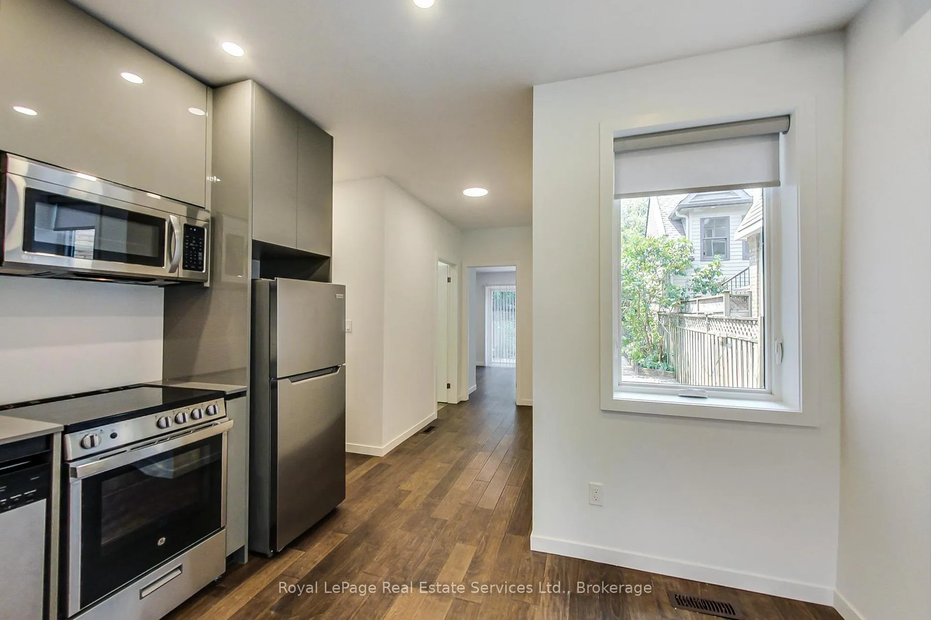 Photo 8 of Unit Main, 846 Carlaw Avenue, Toronto, Playter Estates-Danforth — HOMEH