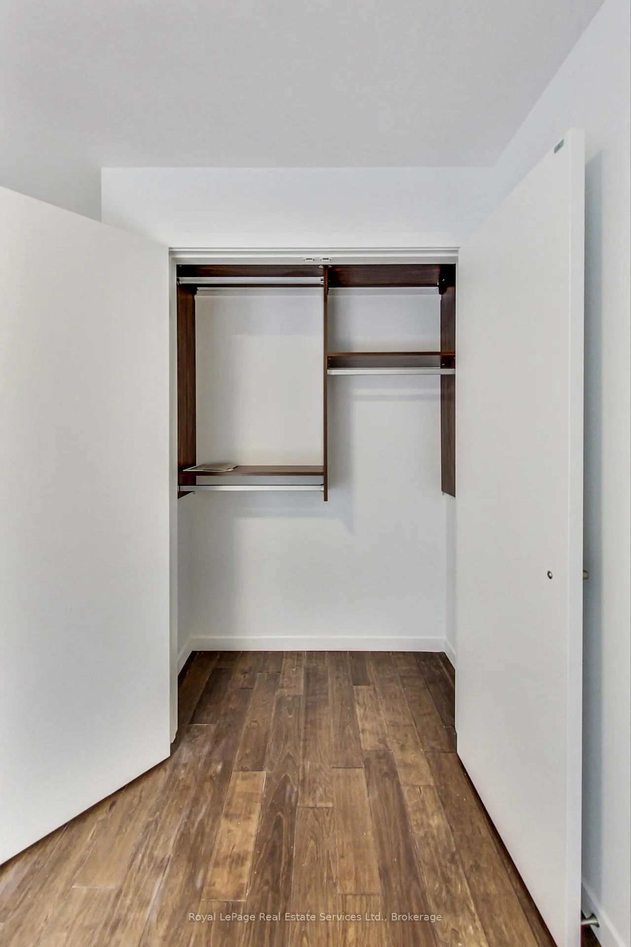 Photo 12 of Unit Main, 846 Carlaw Avenue, Toronto, Playter Estates-Danforth — HOMEH