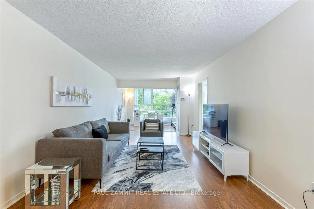Photo 7 of Unit 214, 7825 Bayview Avenue, Markham, Aileen-Willowbrook — HOMEH