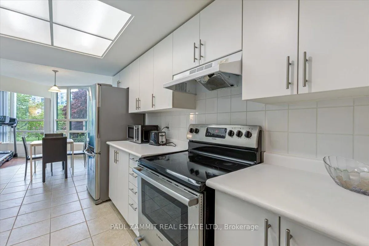 Photo 14 of Unit 214, 7825 Bayview Avenue, Markham, Aileen-Willowbrook — HOMEH