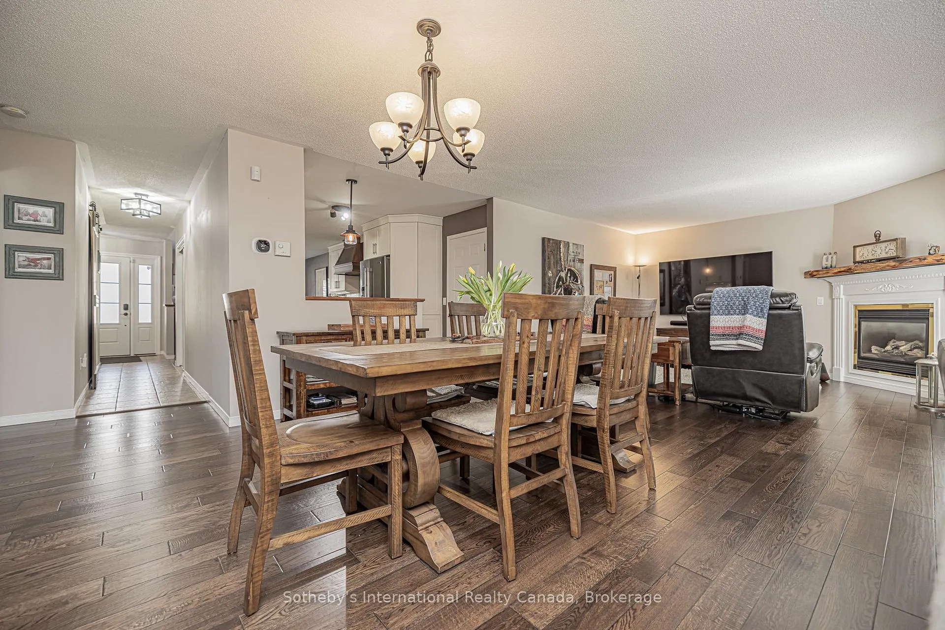 Photo 11 of 35 Pineridge Gate, Gravenhurst, Muskoka (S) — HOMEH