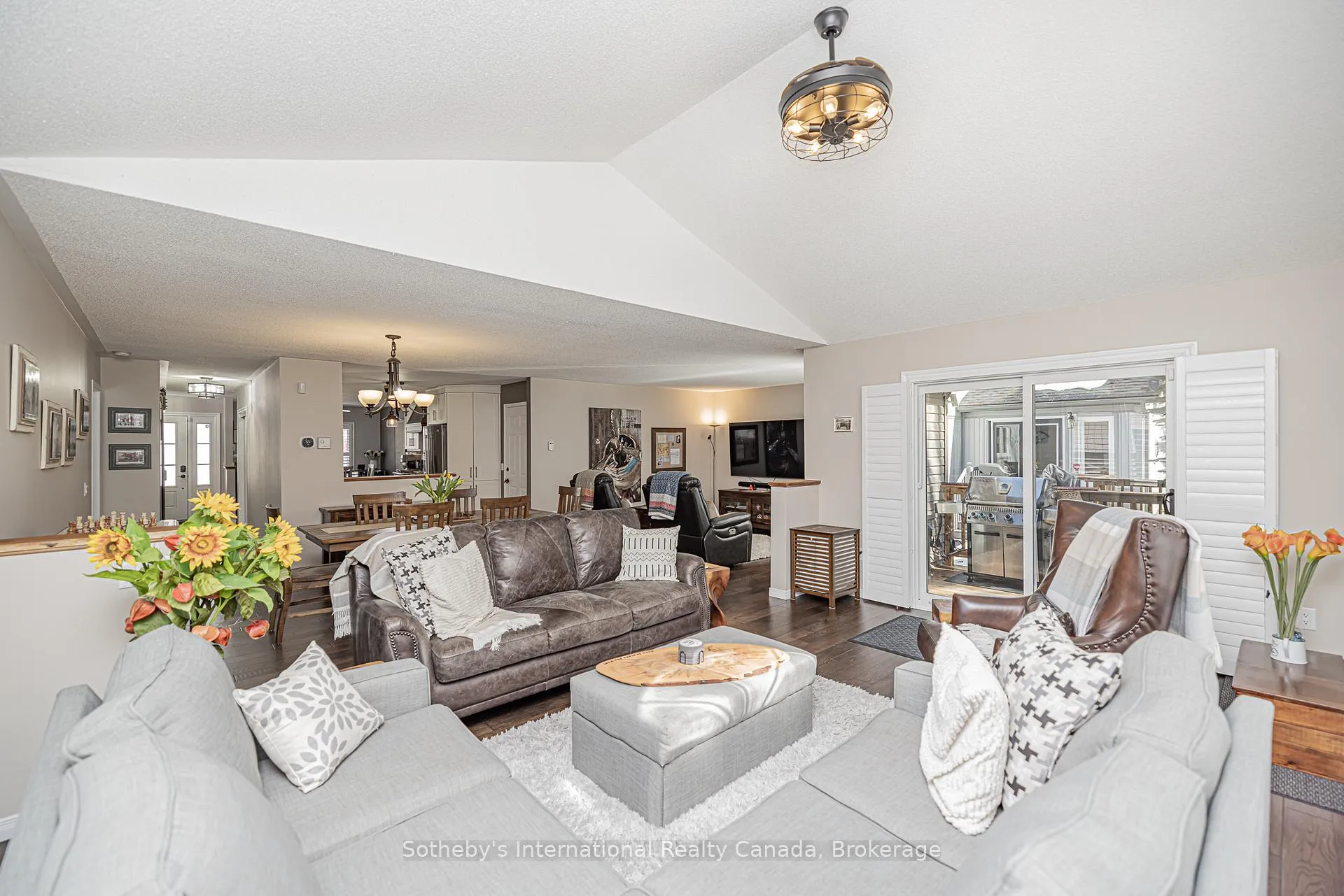 Photo 16 of 35 Pineridge Gate, Gravenhurst, Muskoka (S) — HOMEH