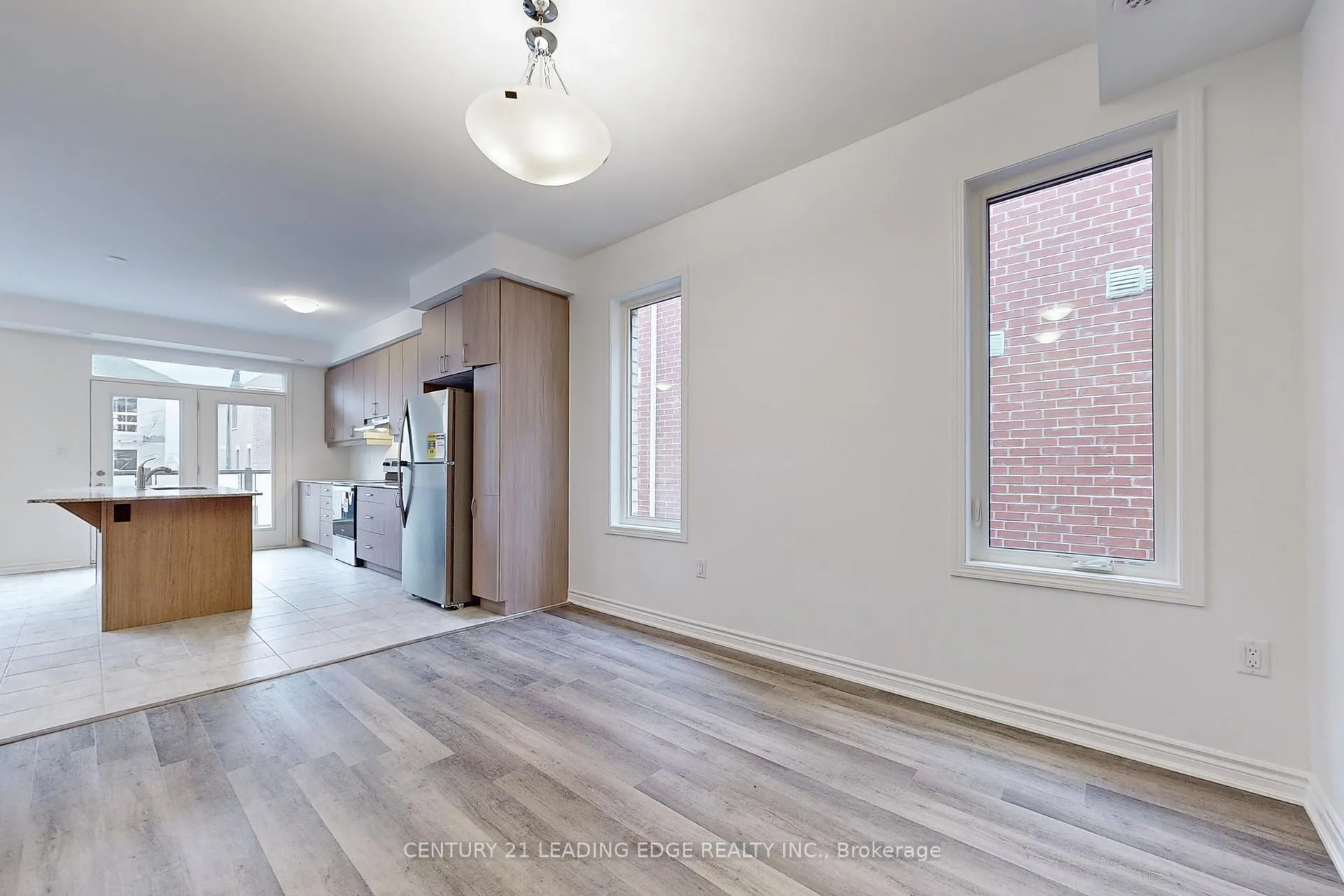 Photo 5 of 66 Melmar Street, Brampton, Northwest Brampton — HOMEH