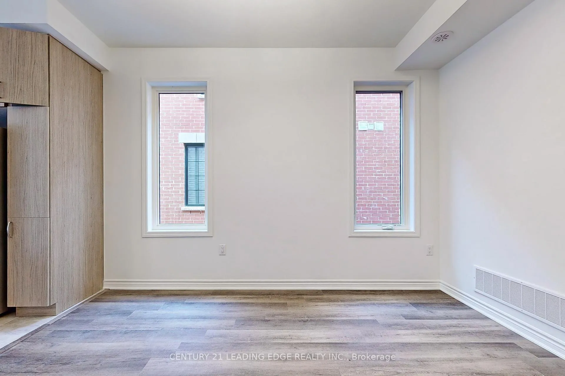 Photo 6 of 66 Melmar Street, Brampton, Northwest Brampton — HOMEH