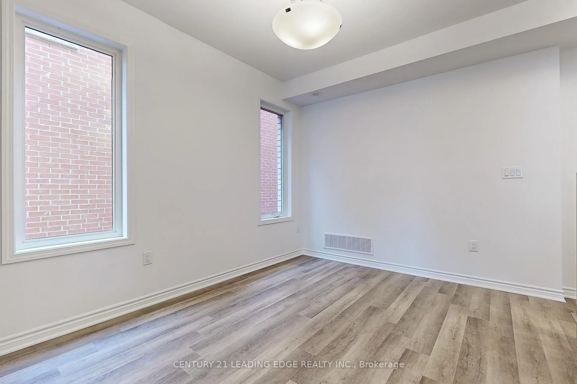 Photo 7 of 66 Melmar Street, Brampton, Northwest Brampton — HOMEH