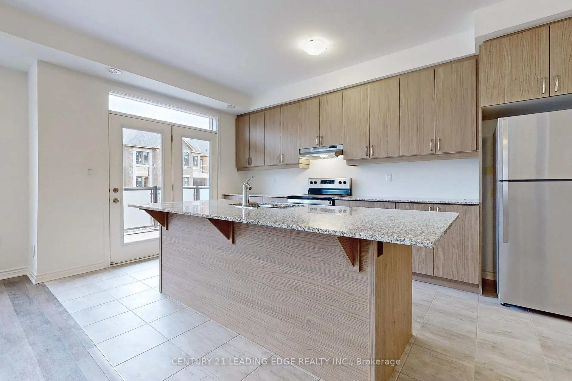 Photo 10 of 66 Melmar Street, Brampton, Northwest Brampton — HOMEH