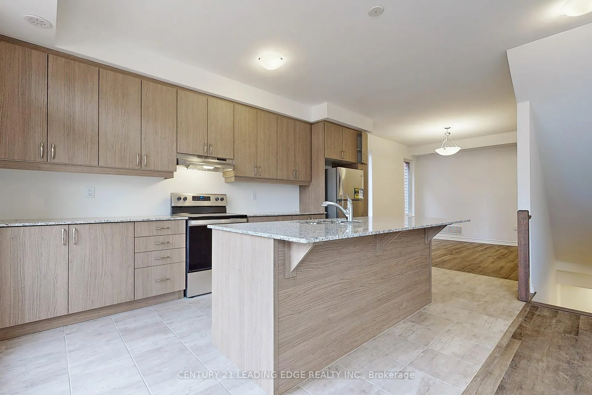 Photo 12 of 66 Melmar Street, Brampton, Northwest Brampton — HOMEH