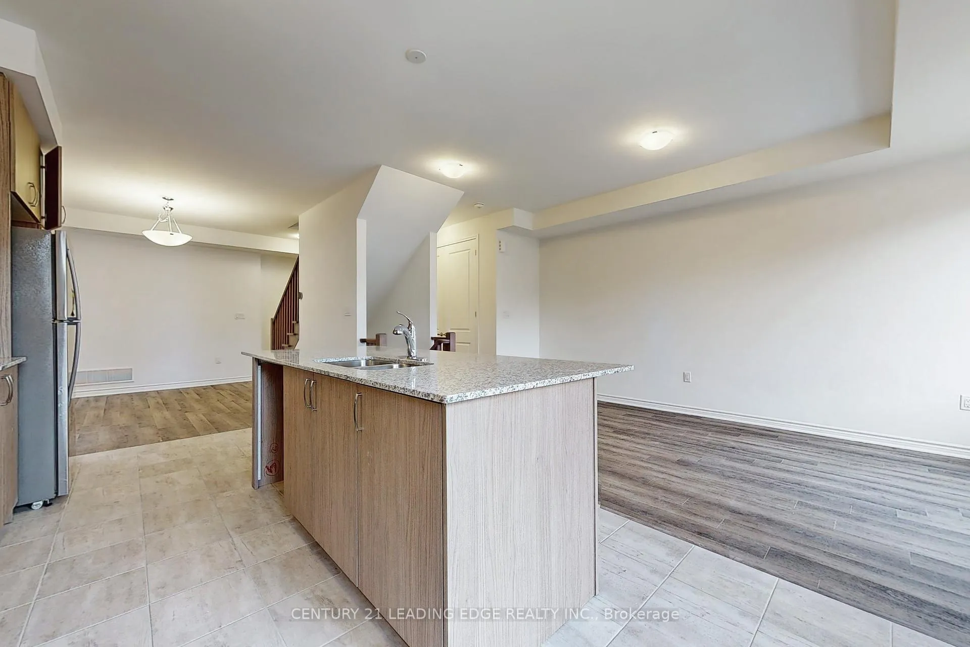 Photo 13 of 66 Melmar Street, Brampton, Northwest Brampton — HOMEH