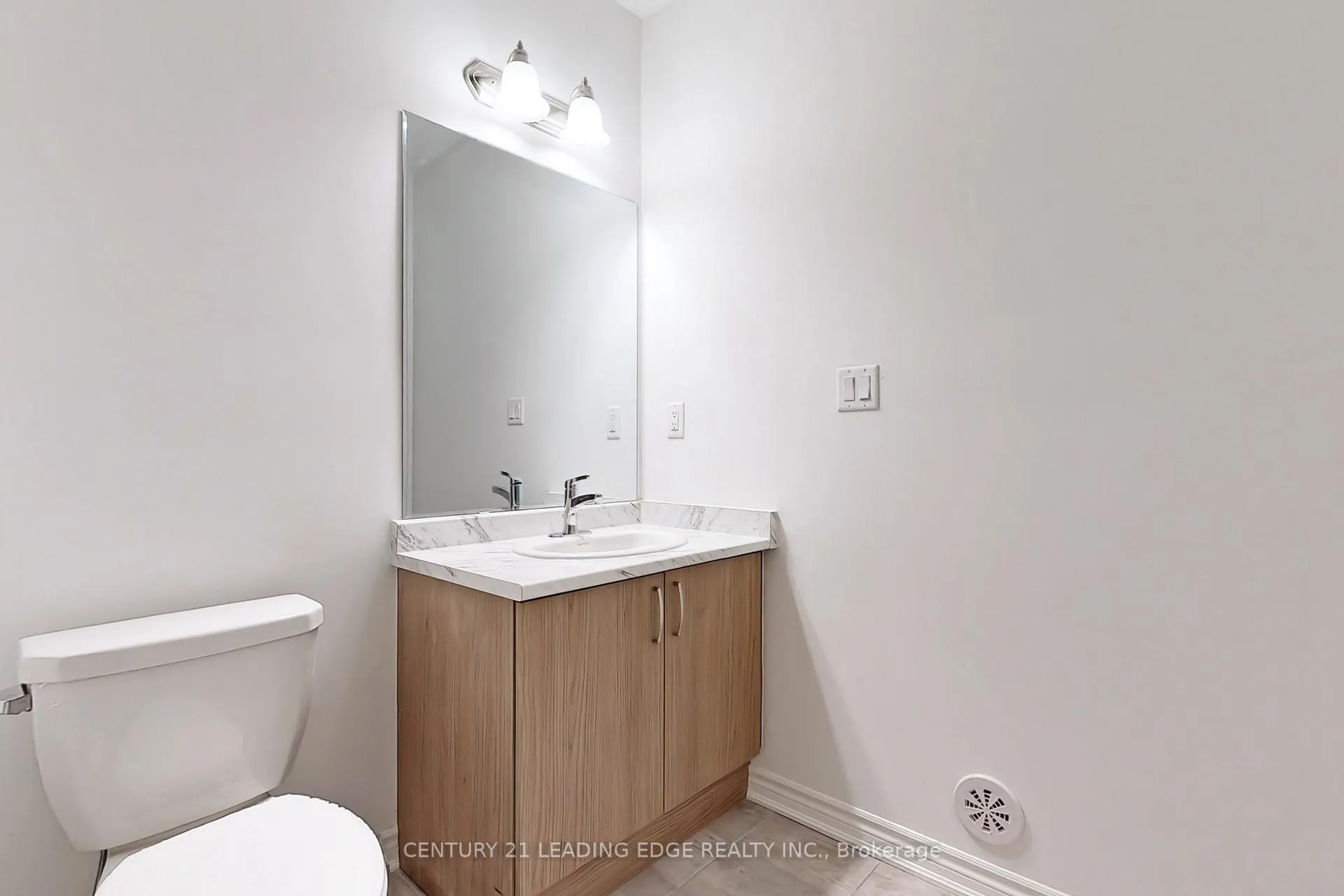 Photo 35 of 66 Melmar Street, Brampton, Northwest Brampton — HOMEH