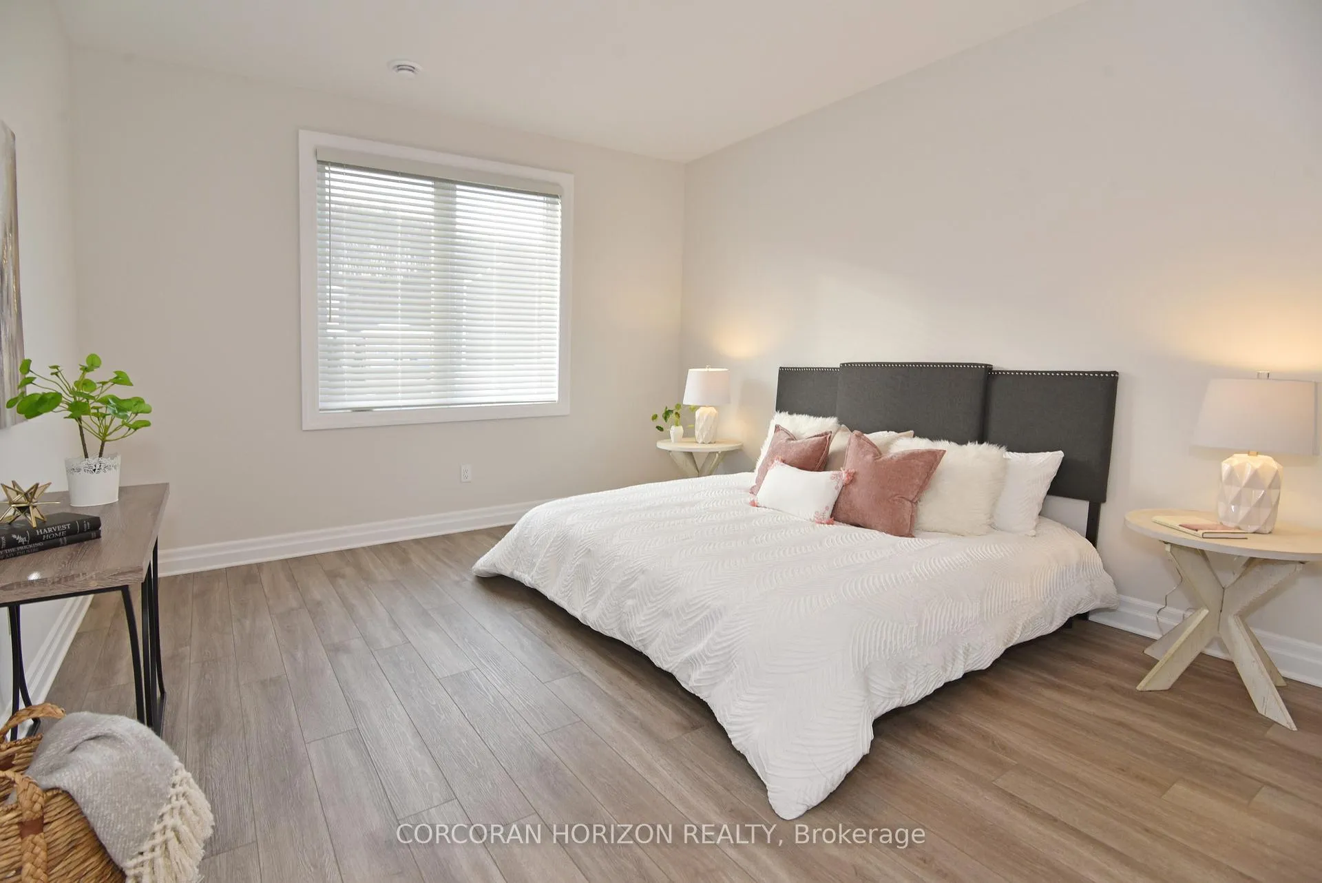 Photo 5 of 403 Breakwater Boulevard, Central Elgin, Port Stanley — HOMEH