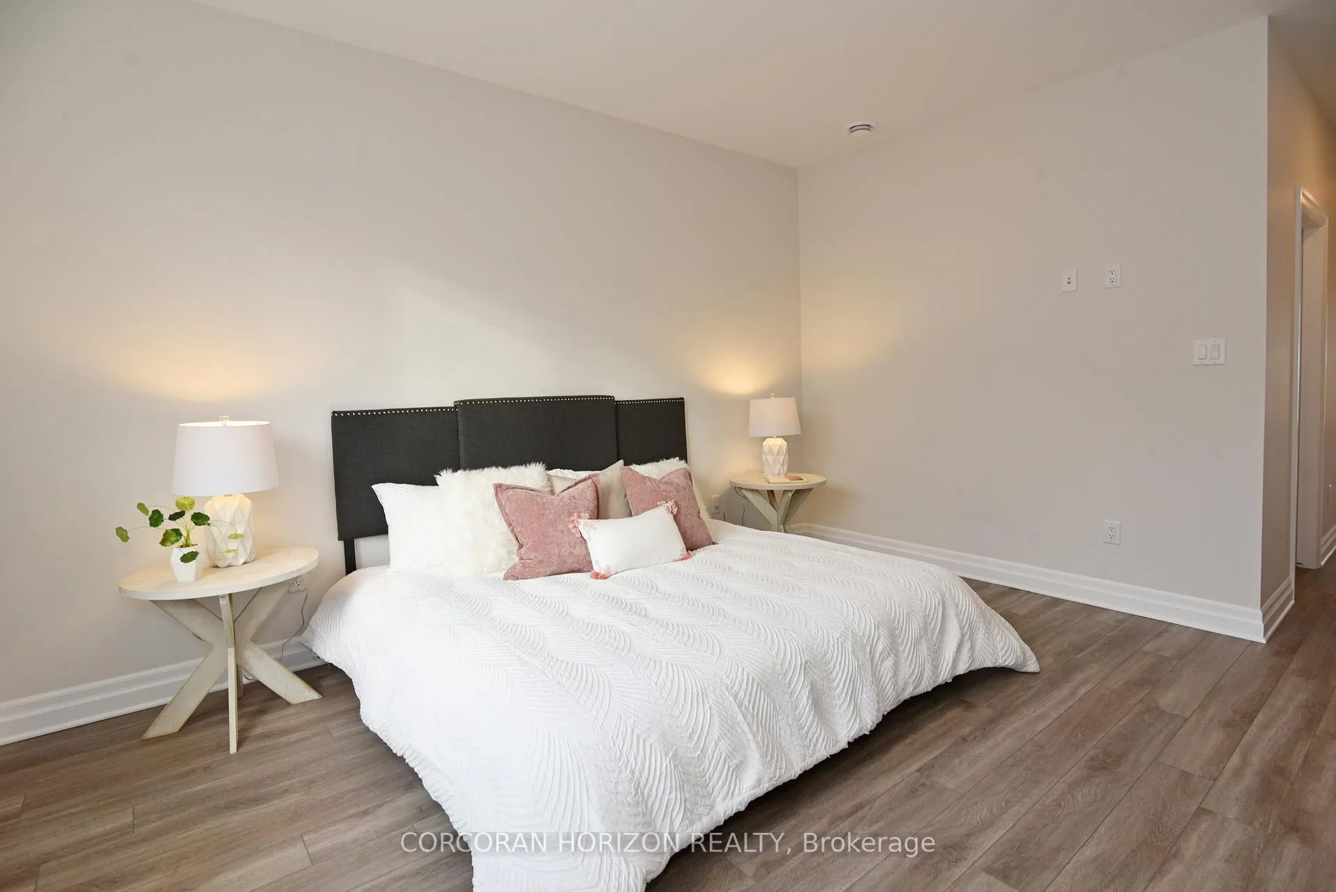 Photo 6 of 403 Breakwater Boulevard, Central Elgin, Port Stanley — HOMEH