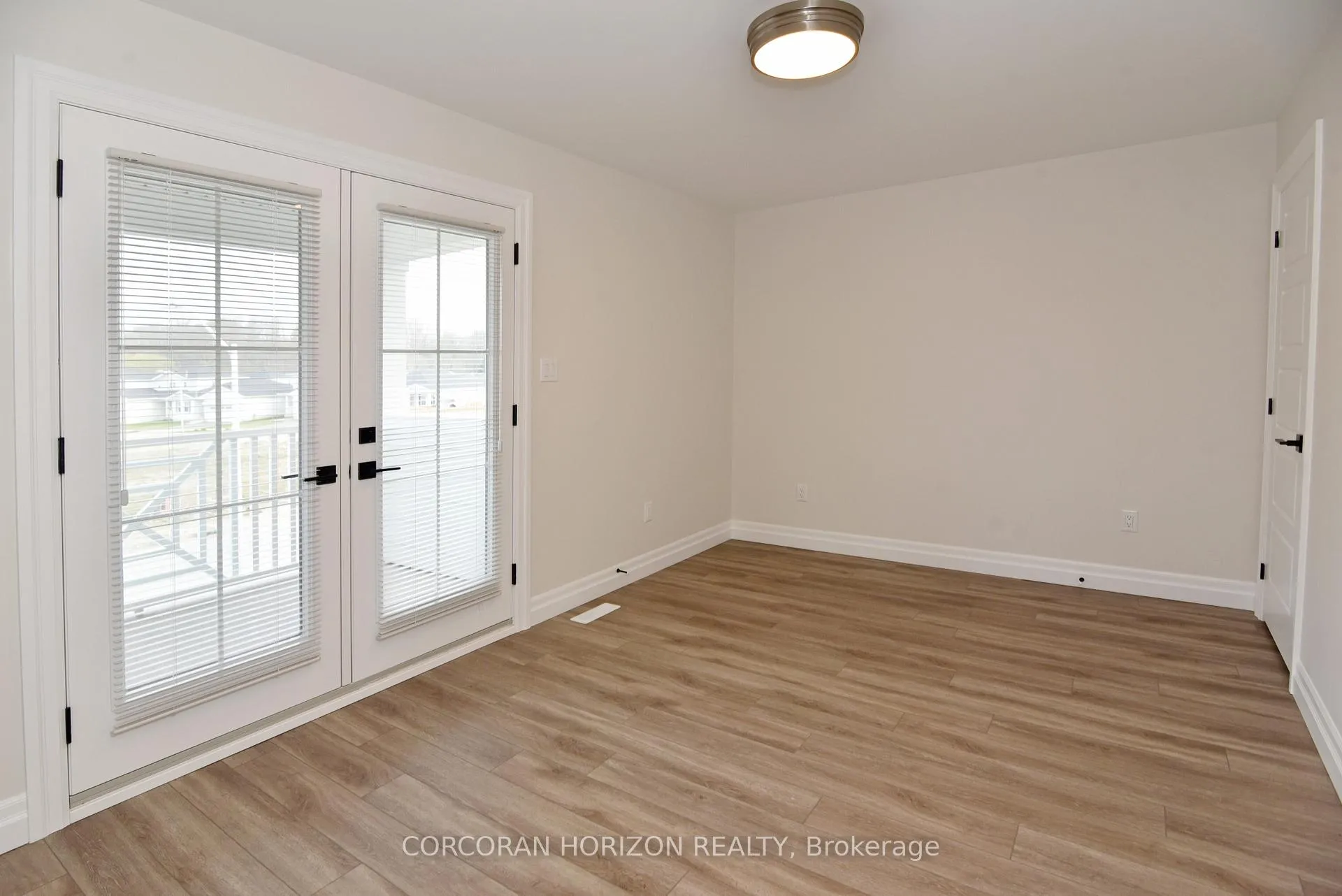 Photo 12 of 403 Breakwater Boulevard, Central Elgin, Port Stanley — HOMEH