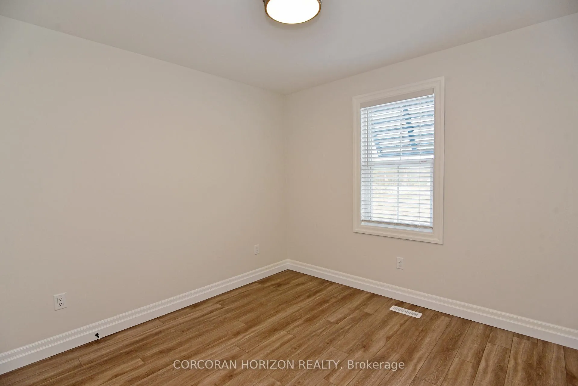 Photo 15 of 403 Breakwater Boulevard, Central Elgin, Port Stanley — HOMEH