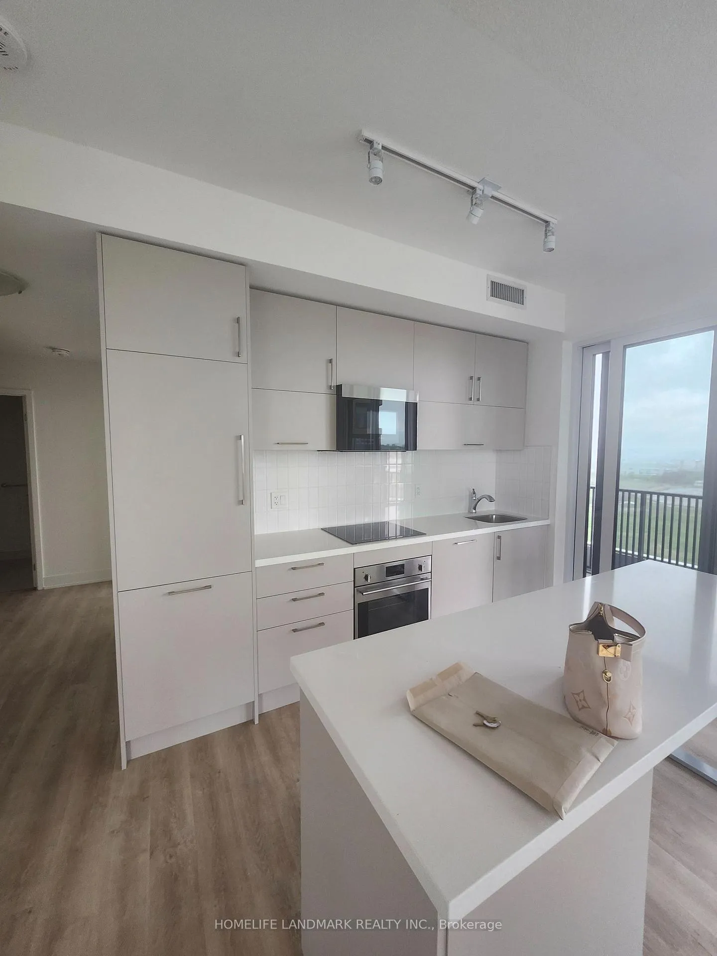 Photo 2 of Unit E1820, 56 Andre De Grasse Street, Markham, Unionville — HOMEH