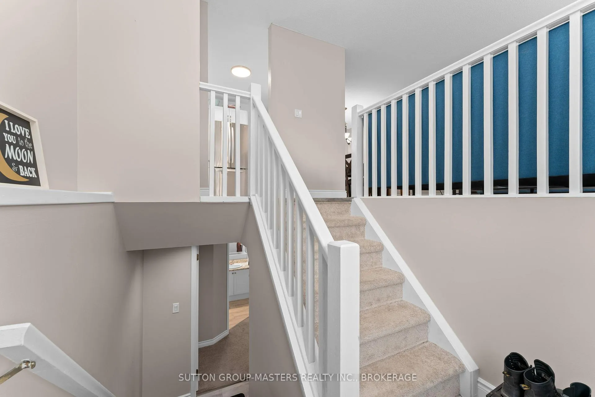 Photo 5 of 890 Warburton Crescent, Kingston, East Gardiners Rd — HOMEH