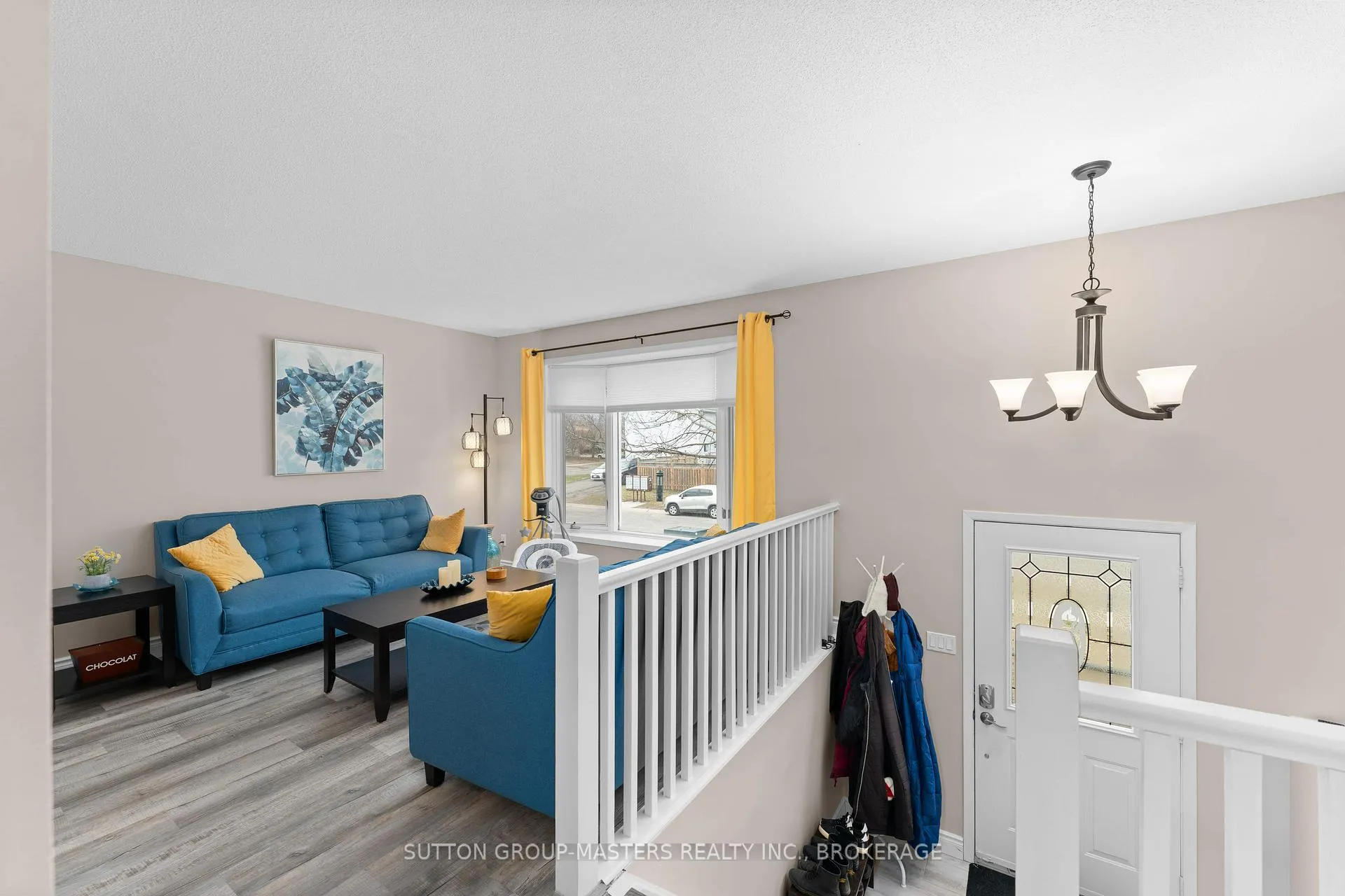 Photo 6 of 890 Warburton Crescent, Kingston, East Gardiners Rd — HOMEH