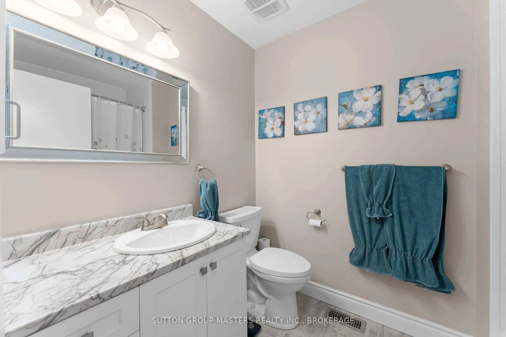 Photo 16 of 890 Warburton Crescent, Kingston, East Gardiners Rd — HOMEH