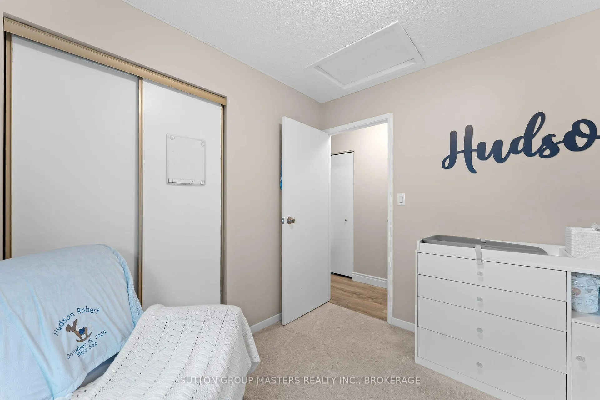 Photo 26 of 890 Warburton Crescent, Kingston, East Gardiners Rd — HOMEH