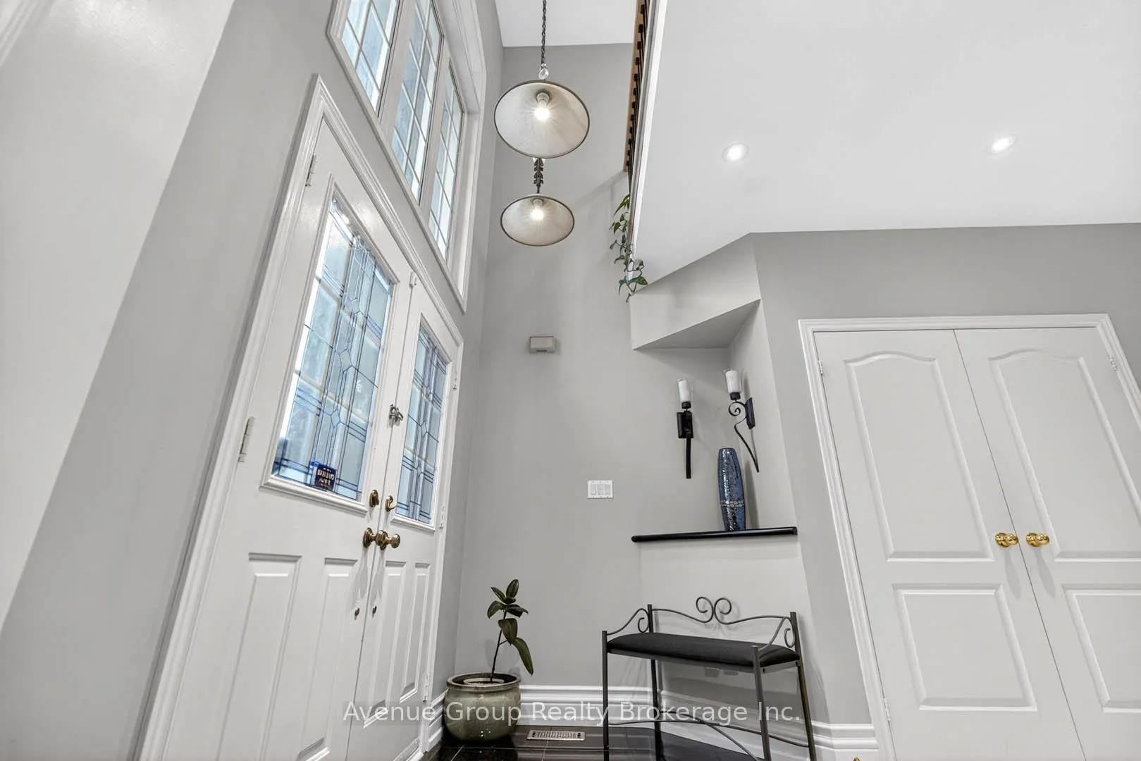 Photo 3 of 63 Adastra Crescent, Markham, Victoria Manor-Jennings Gate — HOMEH
