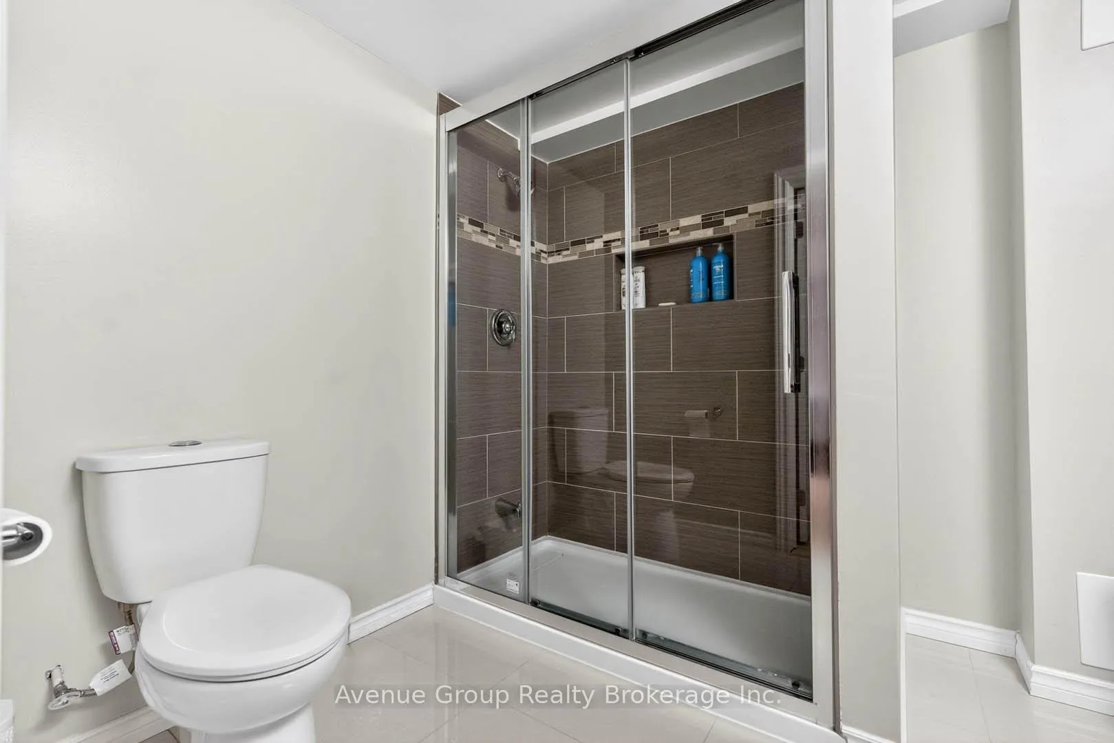 Photo 39 of 63 Adastra Crescent, Markham, Victoria Manor-Jennings Gate — HOMEH